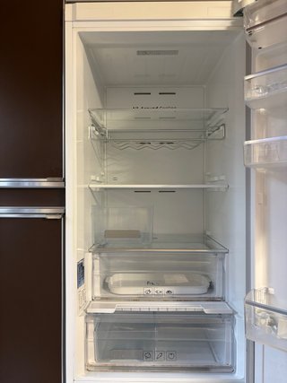 Frigorífico combi Samsung – 367 L – modelo RB37J53