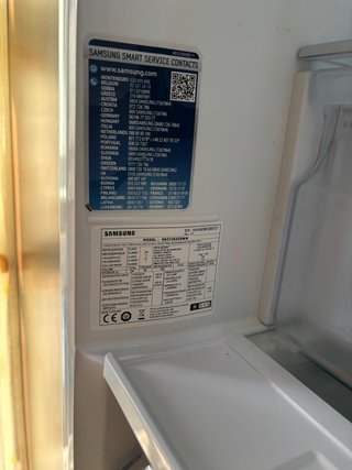 Frigorífico combi Samsung – 367 L – modelo RB37J53