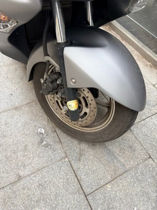 Suzuki Burgman 125 Maxi Scooter