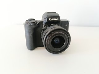 8.000 DISPAROS Canon EOS M50 con objetivo kit
