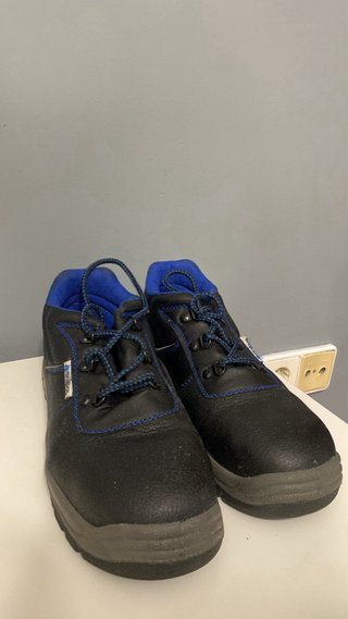 Botas de seguridad Anibal negras y azules