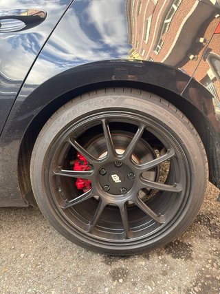 Llantas Racing Division VR5 Satin Black 18”
