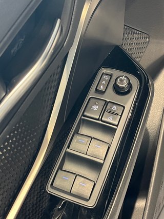 Toyota C-HR 125H 1.8 Active Automático - 2023