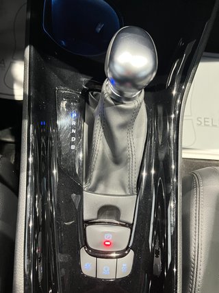 Toyota C-HR 125H 1.8 Active Automático - 2023