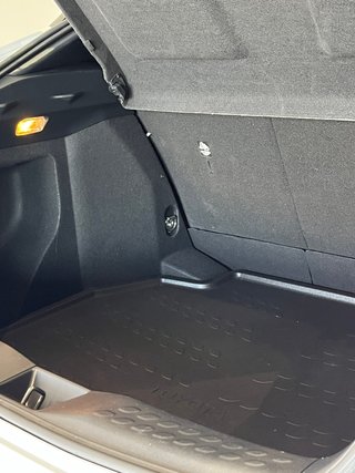 Toyota C-HR 125H 1.8 Active Automático - 2023