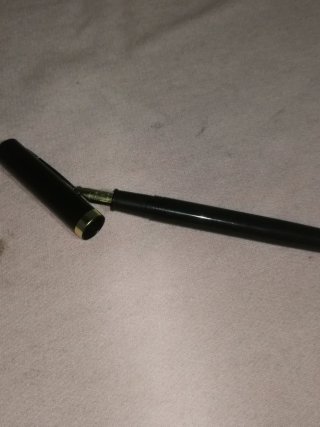 Pluma Sheaffer No Nonsense Vintage