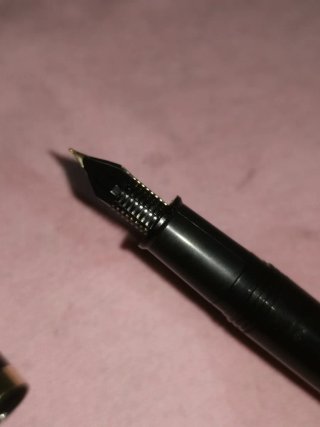 Pluma Sheaffer No Nonsense Vintage