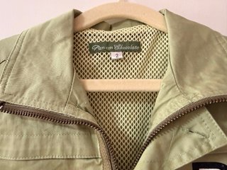 Chaqueta verde de pan y chocolate