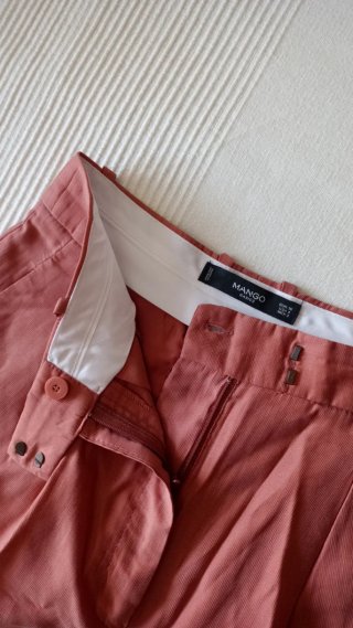 Pantalón de traje rosa
