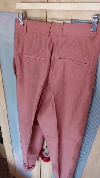 Pantalón de traje rosa