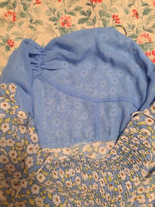 Vestido azul estampado flores