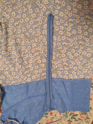 Vestido azul estampado flores