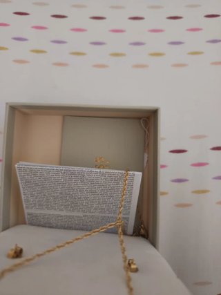 Conjunto Guess Cadena y Pendientes Beige/Oro