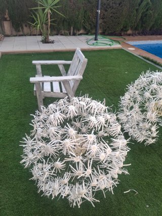 2 Lámparas Diseño Blancas ee gtan tamaño