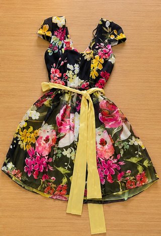 Vestido floral midi talla 40