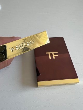 Tom Ford Shade and Illuminate Contour Duo Int. 2