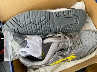 Zapatillas Asics Gel-Lyte III Kith Gris Amarillo