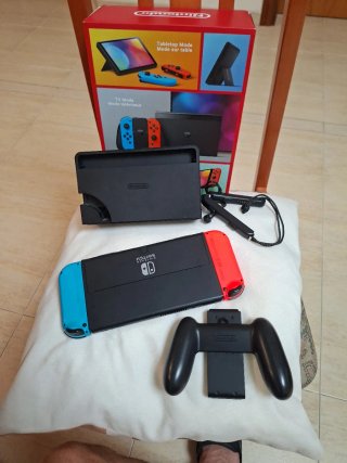 Nintendo Switch con caja original