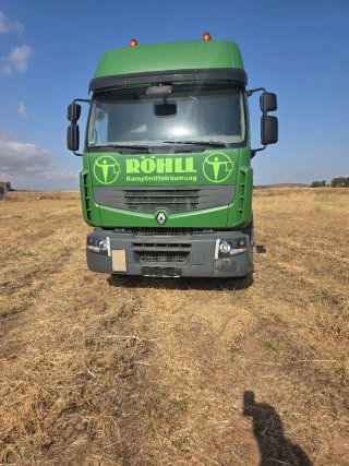 Camion portamaquinaria gondola