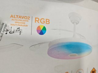 Lámpara Ventilador con USB y Altavoz