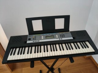 Teclado Yamaha YPT-240