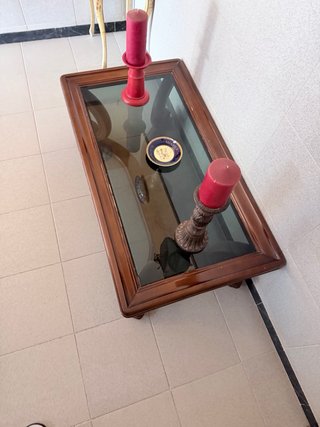 Mesa baja madera y cristal antigua