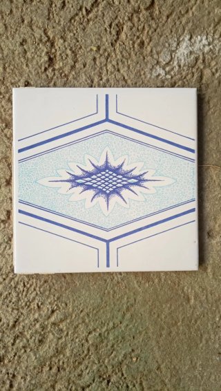 Lote de 12 Azulejos Vintage Años 60 – Cerámica Cem