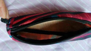 Estuche Nike Negro y Rojo y azul