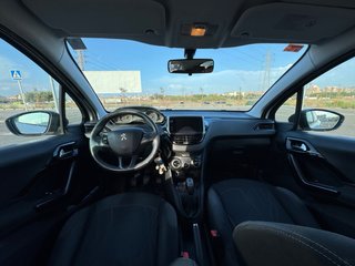 Peugeot 208 2013