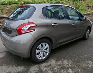 Peugeot 208 2014