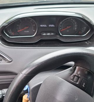 Peugeot 208 2014