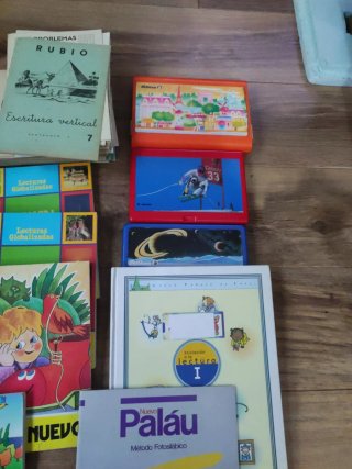 Lote material escolar:  Libros y cuadernos antiguo