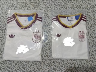 Camiseta España  Talla M hombre. Talla M Mujer