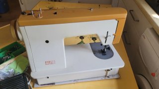 Máquina de coser Alfa 1680 Superautomatica