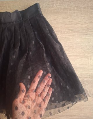 Falda negra Suiteblanco