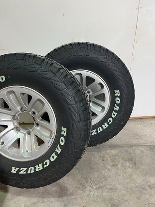 Llantas Mitsubishi Montero