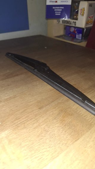 Escobilla Limpiaparabrisas Trasero Toyota T25