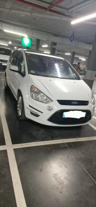 Ford S-MAX 2011