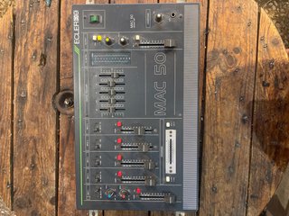 Mesa de mezclas Ecler MAC 50