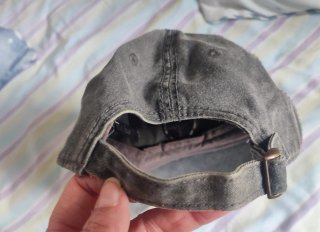 Gorra Alien Brandy Melville Gris