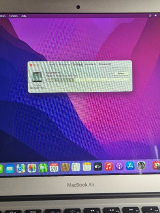 MacBook Air 13 (2015) 8GB RAM - Batería 116 ciclos