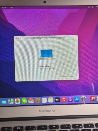 MacBook Air 13 (2015) 8GB RAM - Batería 116 ciclos