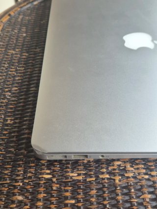 MacBook Air 13 (2015) 8GB RAM - Batería 116 ciclos