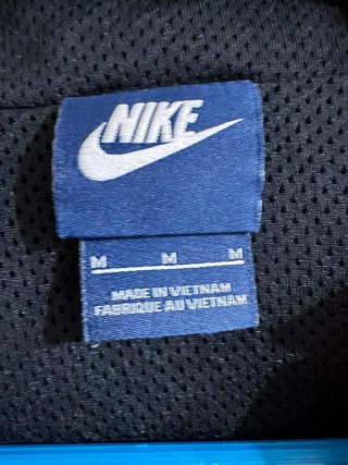 Cortavientos Nike Retro