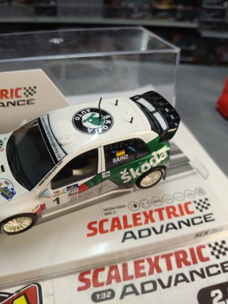 Scalextric Skoda Fabia WRC2 Advance 2.0