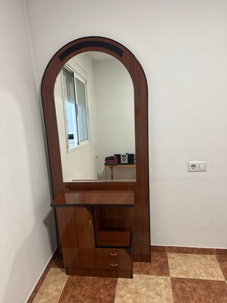 Mueble recibidor madera y cristal