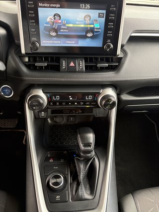 Toyota RAV4 2021 4x4