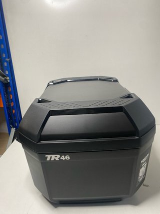 : Baúl SHAD TERRA TR46 Negro + Platina