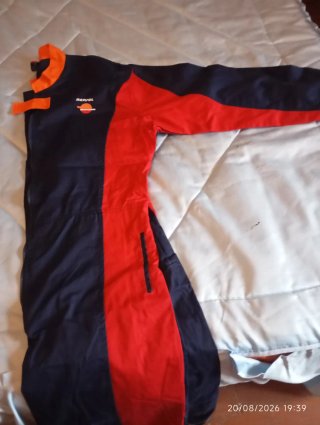 Buzos de trabajo Repsol