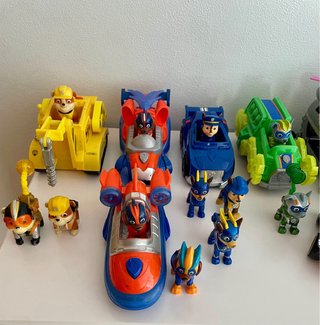 Patrulla Canina: Coches y Figuras